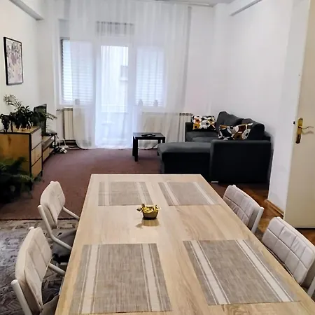 Downtown Piata Romana Apartamento