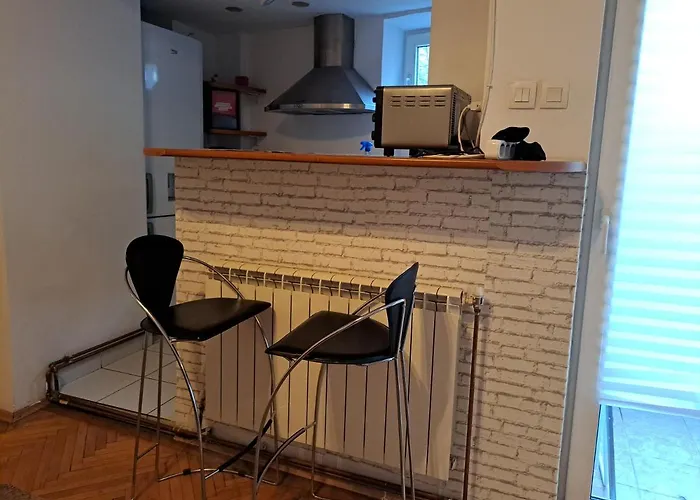 Downtown Piata Romana Bukurešť