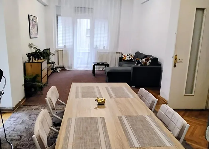 Downtown Piata Romana Apartman
