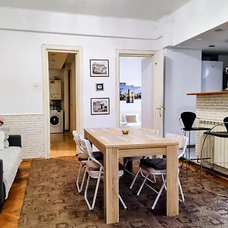 Apartman Downtown Piata Romana